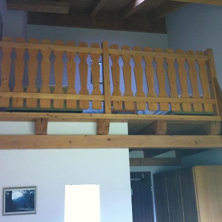 Hotel Pizzeria Selva Zernez Kültér fotó