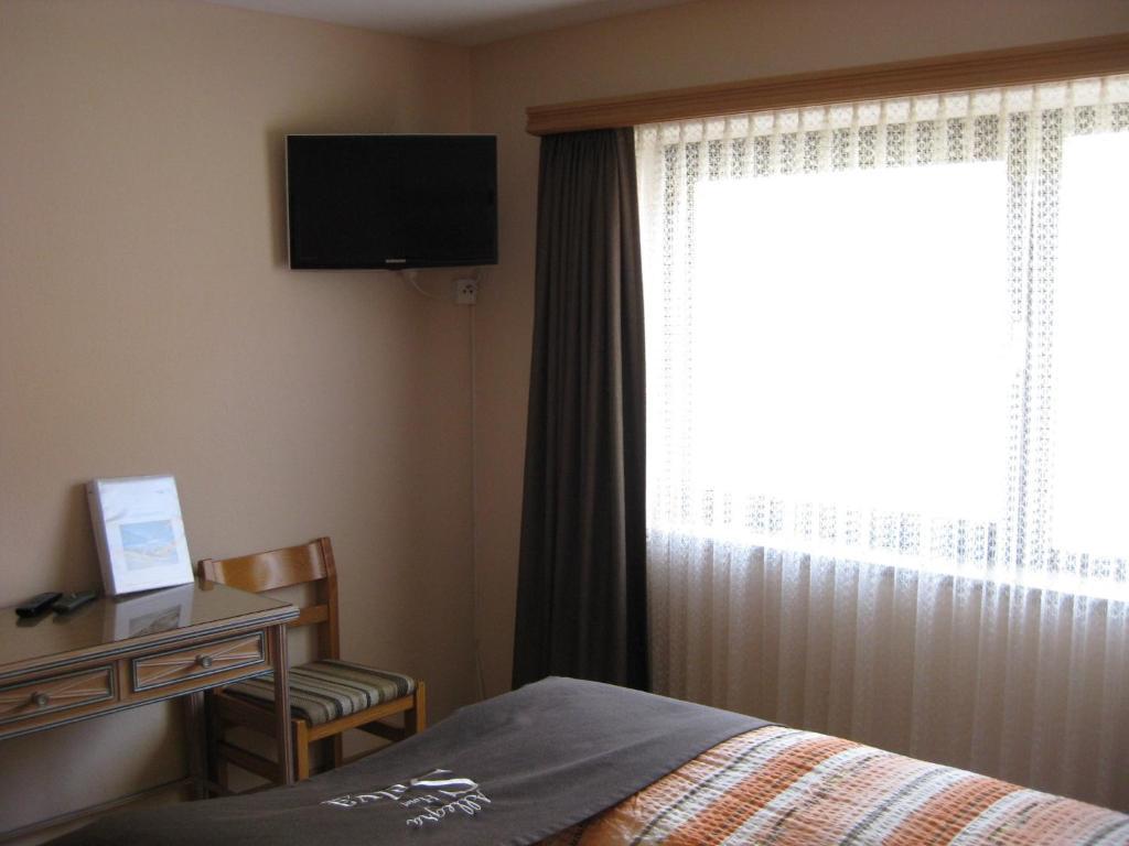 Hotel Pizzeria Selva Zernez Kültér fotó